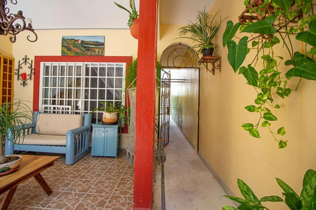 Hotel La Casa Del Almendro Playa del Carmen 0*,  México