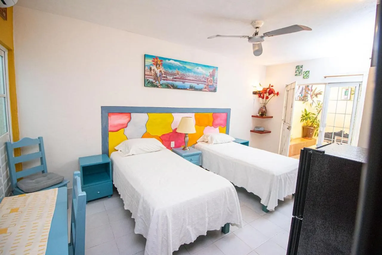 Pensión Hotel La Casa Del Almendro Playa del Carmen
