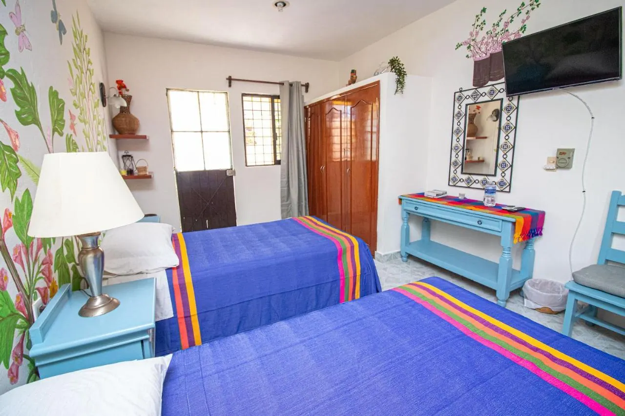 Hotel La Casa Del Almendro Playa del Carmen 0*,  México